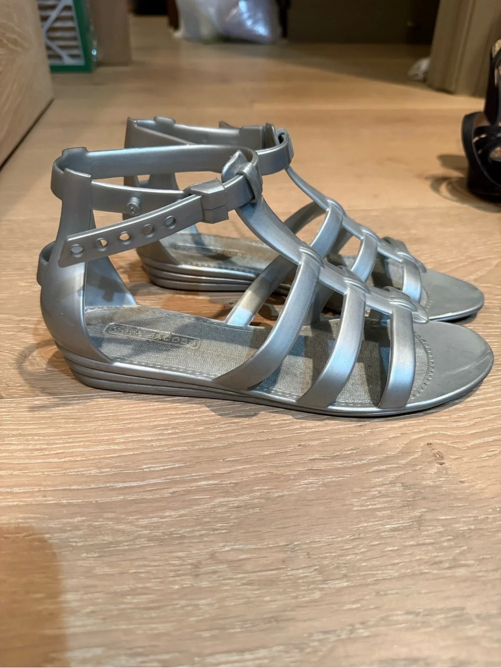 Marc Jacobs Metallic Silver Jelly Gladiator Sandals Size 6
